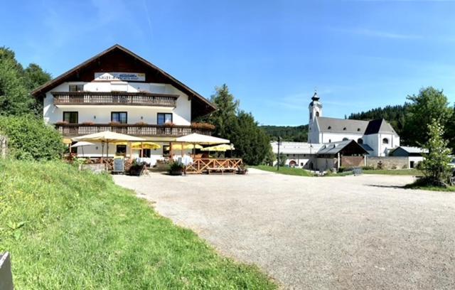 Stiftstaverne Klein Mariazell 外观 照片